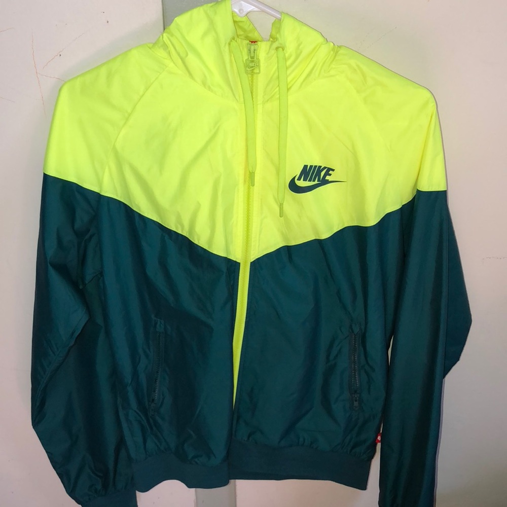 Nike windbreaker
